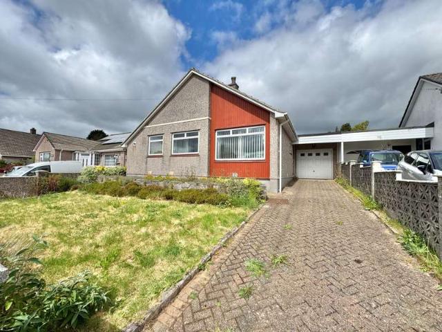 Bungalow for sale in Mount Wise