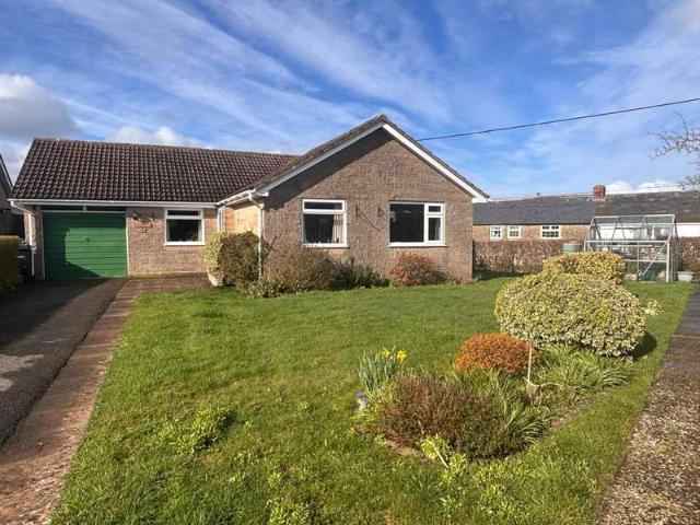 Bungalow for sale in Yetminster, East Dorset