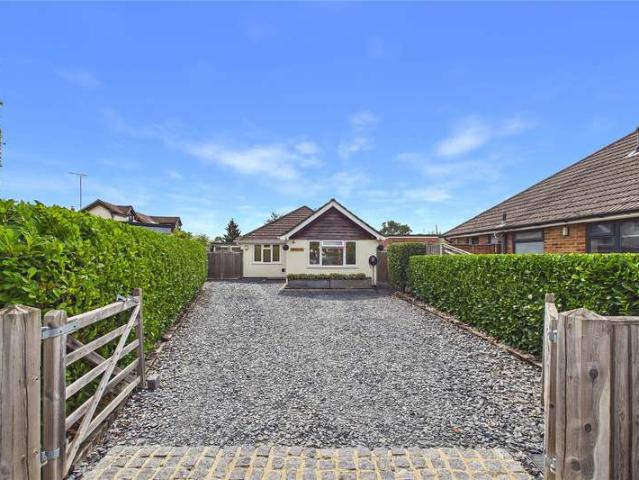Bungalow for sale in North Bourne, Heol-las