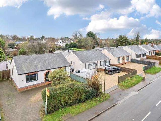 Bungalow for sale in Middleton Cheney, Northamptonshire