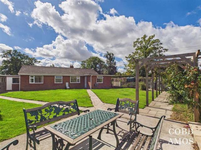 Bungalow for sale in Titley