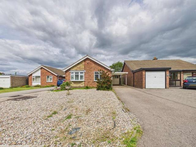 Bungalow for sale in Barton, Leicestershire