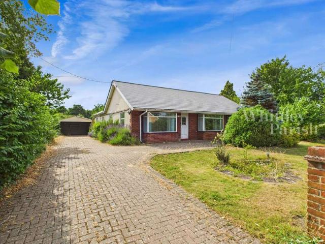Bungalow for sale in Winfarthing, South Norfolk