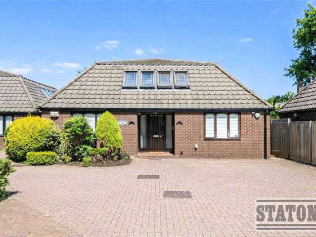 Bungalow for sale in Greater London