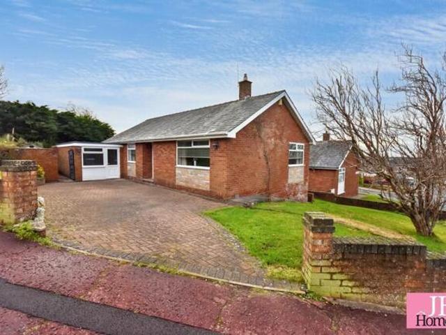 Bungalow for sale in Stank