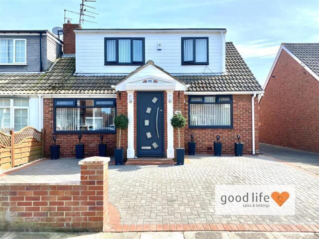 Bungalow for sale in Cleadon, Whiteleas
