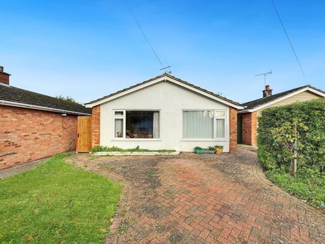 Bungalow for sale in Fordham Heath, Essex