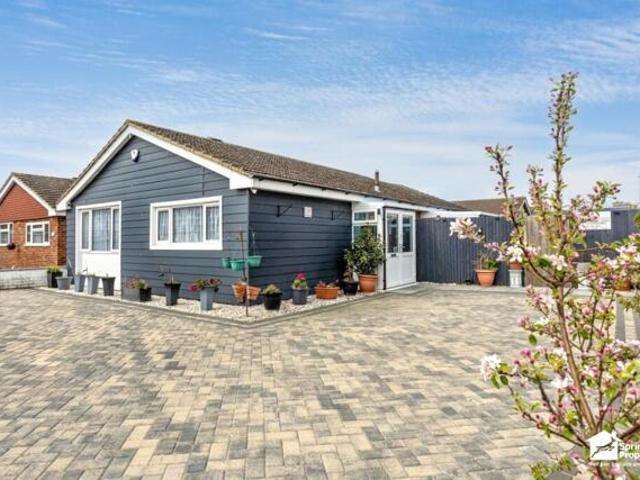 Bungalow for sale in St Anthony's Hill, Eastbourne