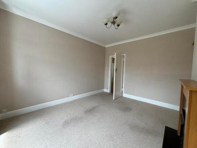 Bungalow for rent in Throop, Bournemouth