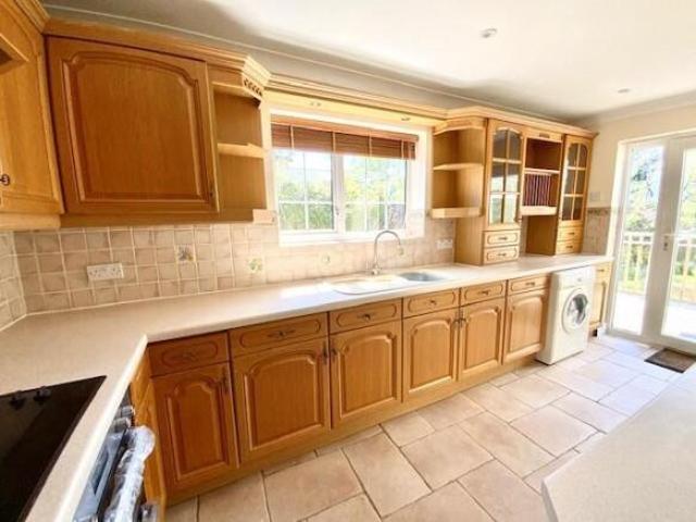 Bungalow for rent in Loughton, Milton Keynes
