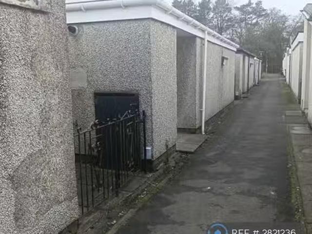 House for rent in Luggiebank, Scotland