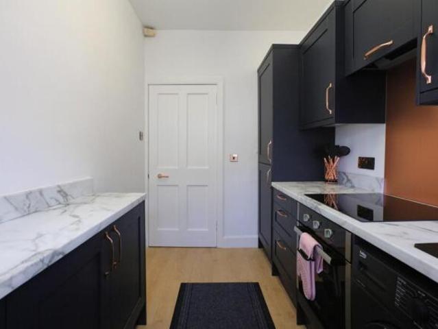 Bungalow for rent in Comely Bank, Craigleith