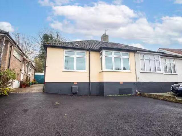 House for rent in London Borough of Croydon, Sanderstead