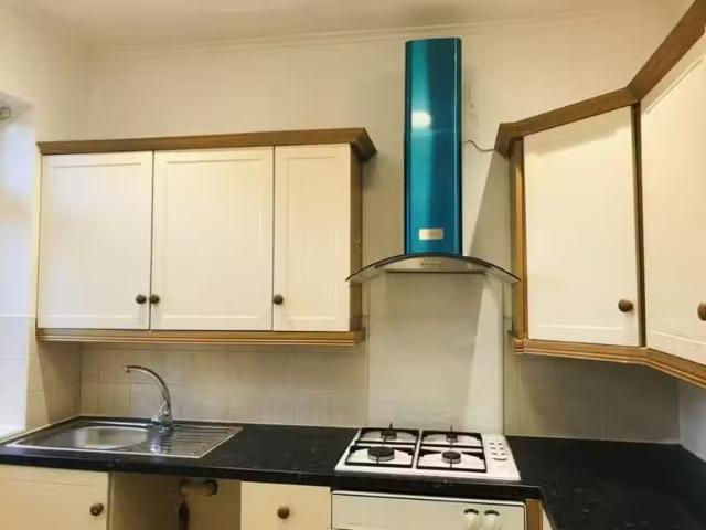 House for rent in Goddington, Cat Hill