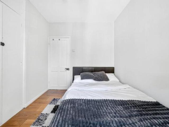 Bungalow for rent in Wapping, Greater London