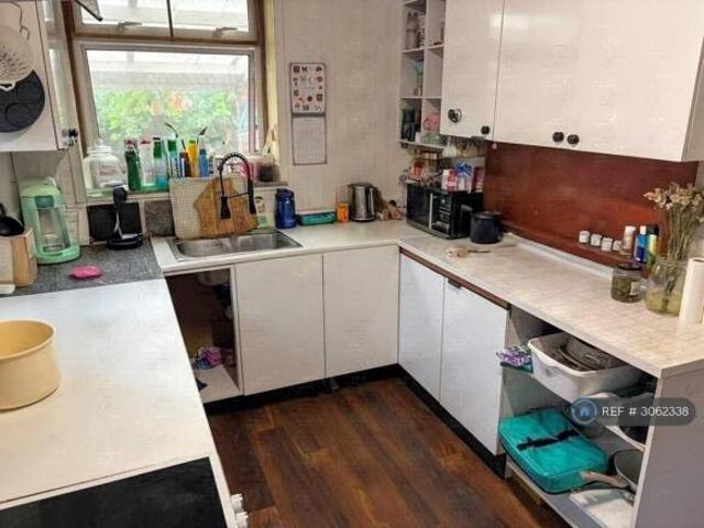 Bungalow for rent in Chelmsford, Essex