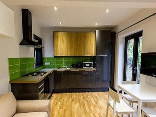House for rent in Huddersfield, West Yorkshire