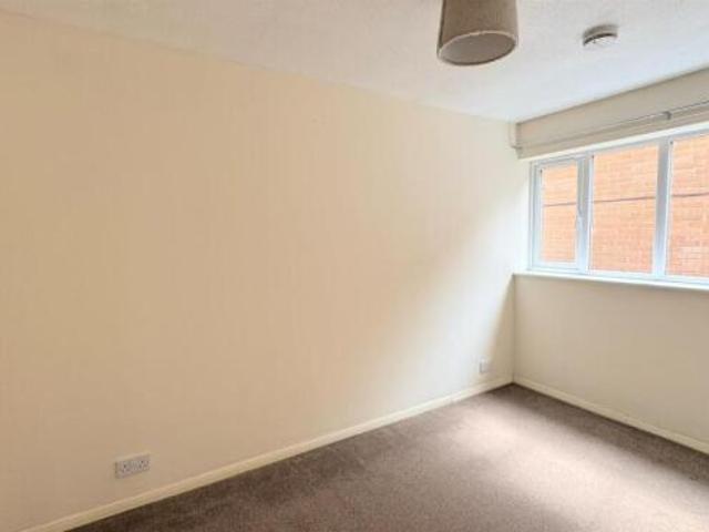 Bungalow for rent in Allestree, East Midlands