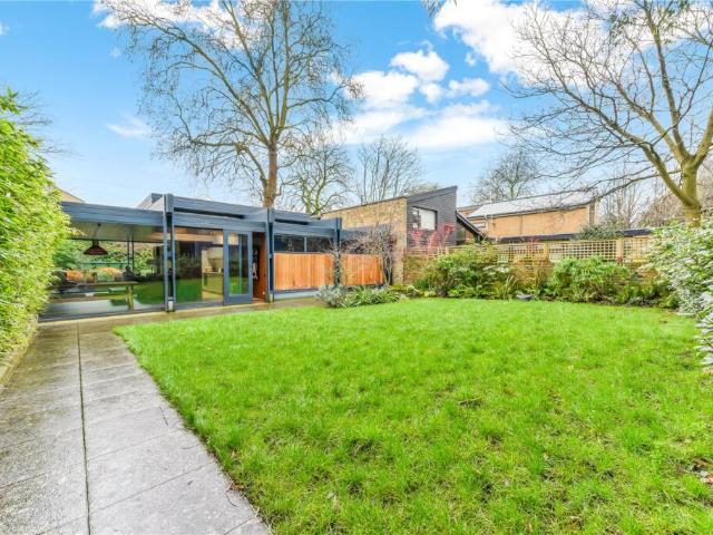 Bungalow for rent in Cat Hill, Isle Of Man