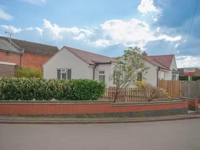 House for rent in New Bilton, Warwickshire