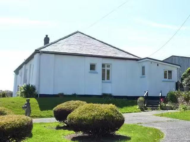 House for rent in Newcourt, Watergate