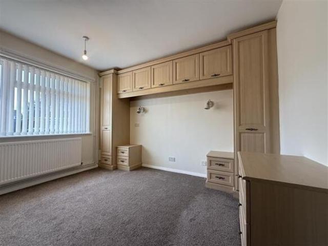 Bungalow for rent in Golden Valley, Gloucestershire