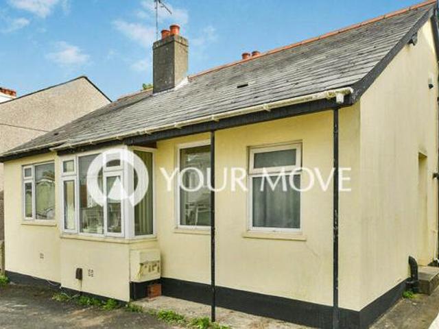 House for rent in Follaton, Strode