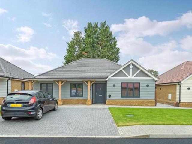 House for rent in Lyons, Greater London