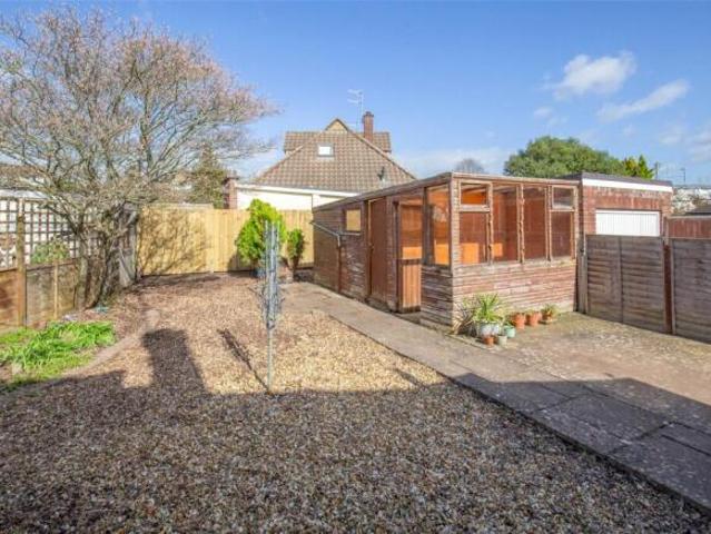 Bungalow for rent in Feckenham, City Of Bristol