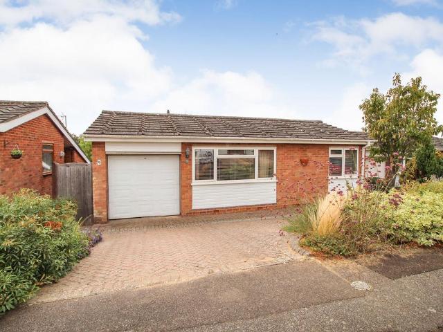 Bungalow for sale in Bedford