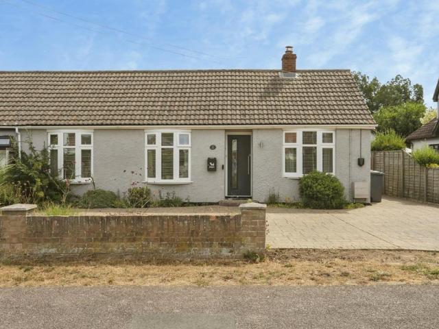 Bungalow for sale in Bixley, Eastbridge
