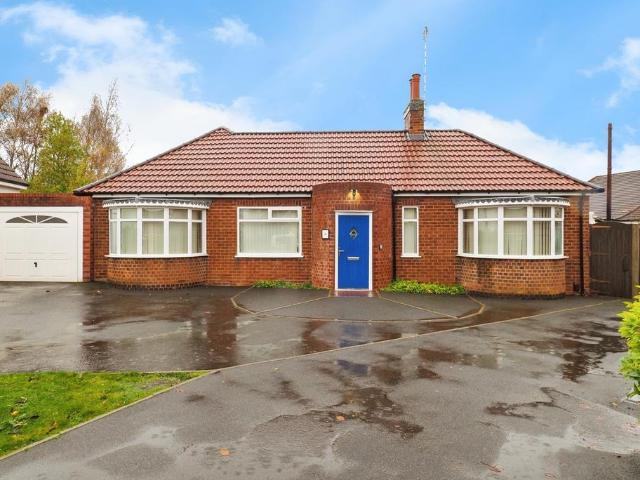 Bungalow for sale in Potters Corner, East Midlands