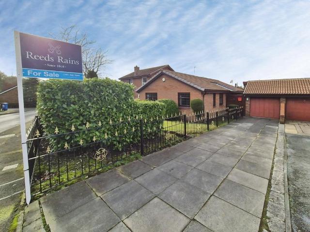 Bungalow for sale in Reddish, Greater Manchester