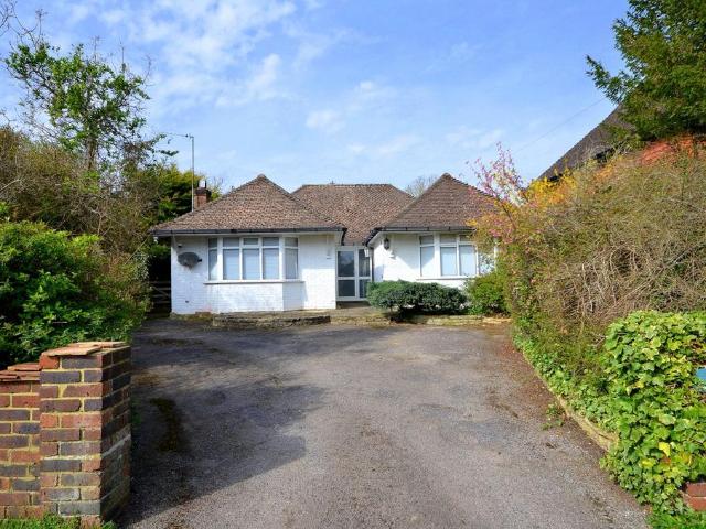 Bungalow for sale in Fole, Surrey