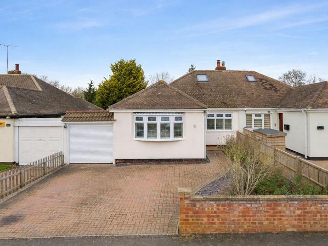 Bungalow for sale in Newton Longville