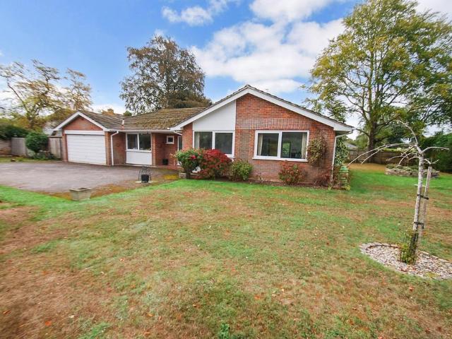 Bungalow for sale in Denham, Gerrards Cross and Chalfonts Community Board, Jordans