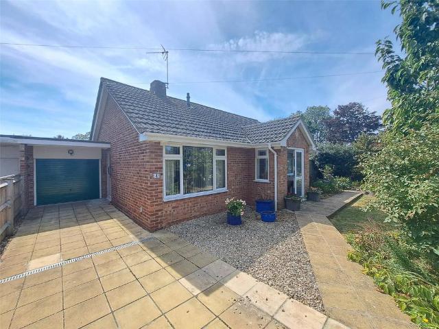 Bungalow for sale in Brent Knoll, Somerset