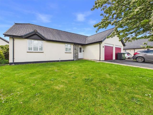 Bungalow for sale in Brandis Corner, Devon