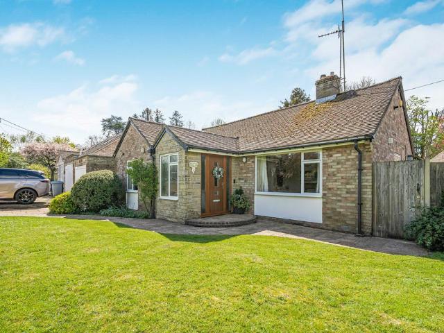 Bungalow for sale in Black Bourton, Oxfordshire