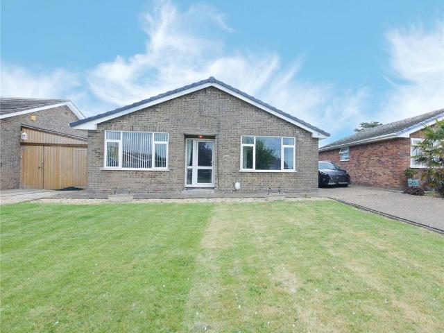 Bungalow for sale in Sutton-on-Sea, East Lindsey