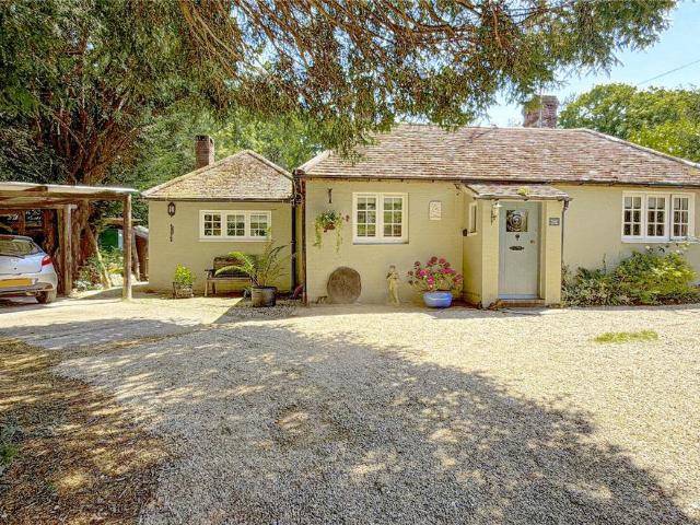 Bungalow for sale in Perryfields, West Sussex
