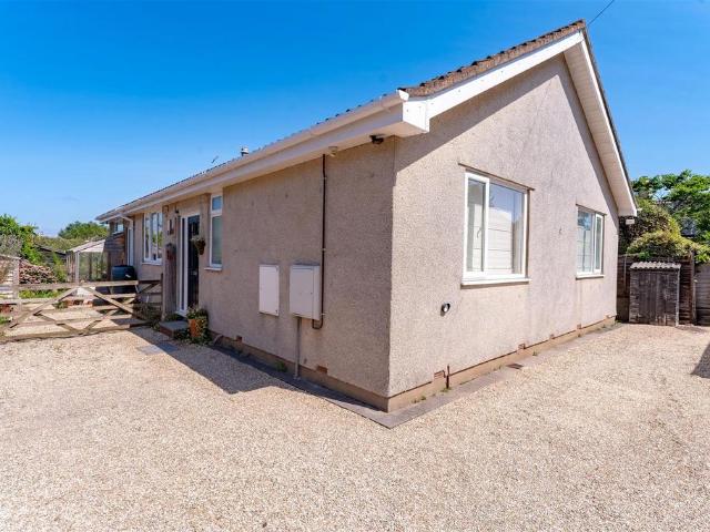 Bungalow for sale in Cleeve, North Somerset