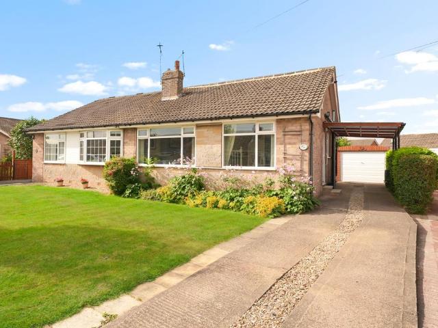 Bungalow for sale in Harlow, Harrogate