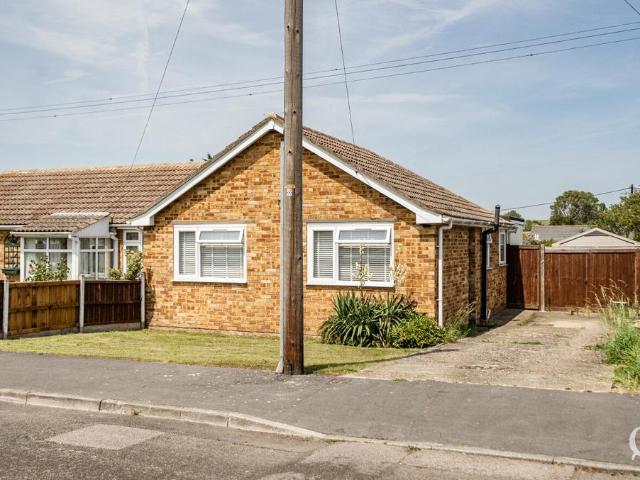 Bungalow for sale in Leysdown, Oad Street