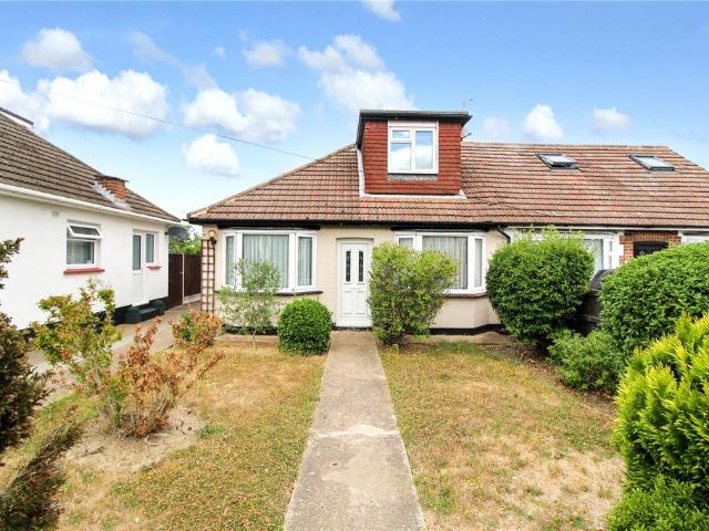 Bungalow for sale in Alton Barnes, Essex