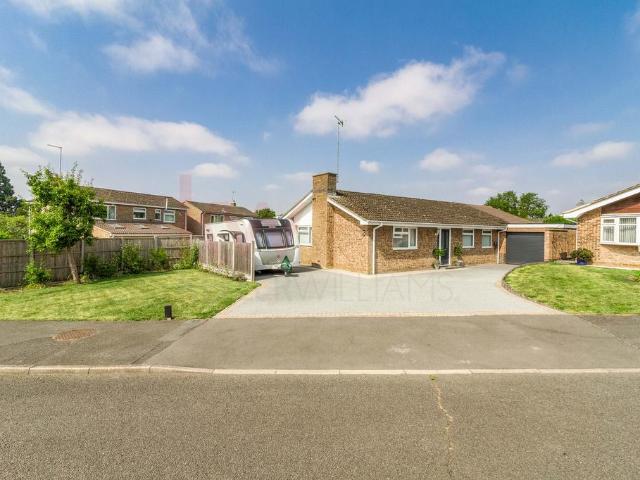 Bungalow for sale in Hackleton