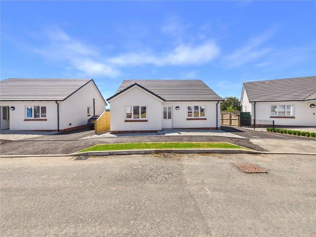 Bungalow for sale in Milford Haven, Wales