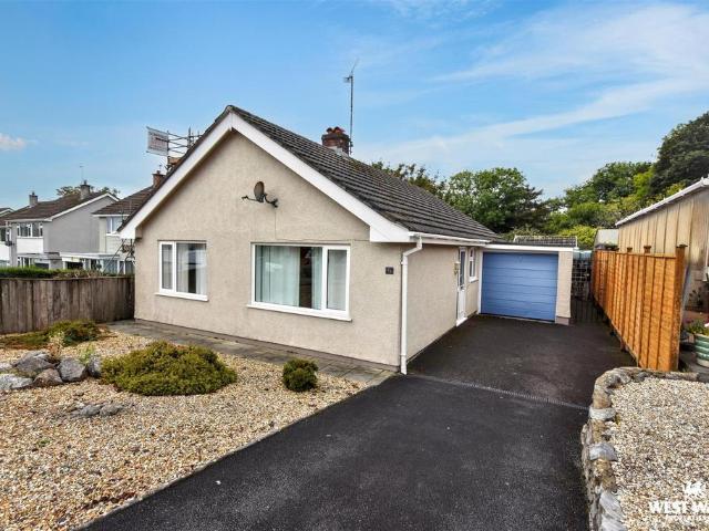 Bungalow for sale in Cosheston
