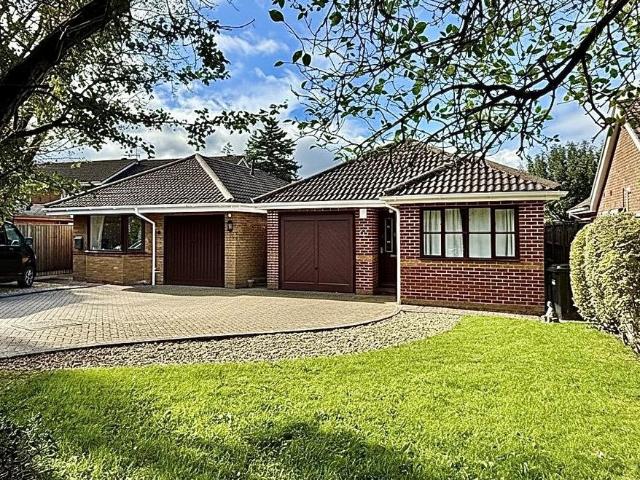 Bungalow for sale in Poulner, Ashurst Bridge