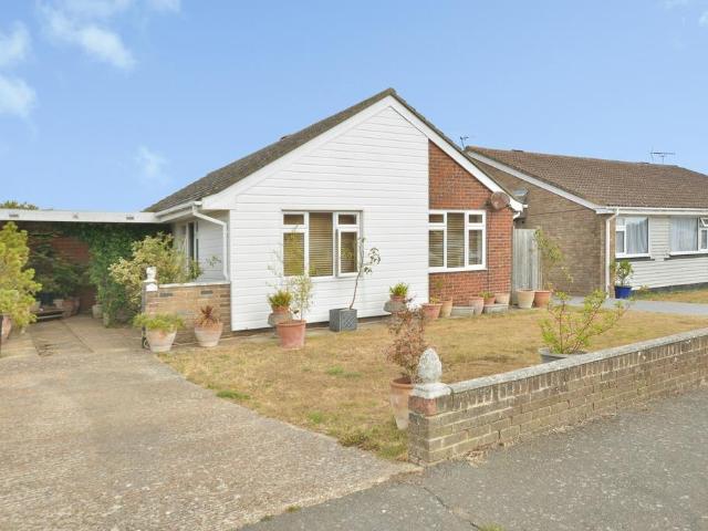 Bungalow for sale in Folkestone, Kent